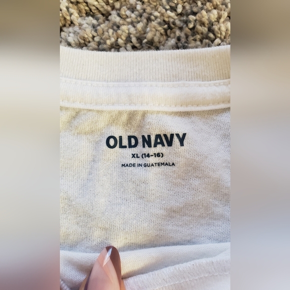 Hello Kitty | Old Navy Graphic Short Sleeve Tee - Picture 3 of 6